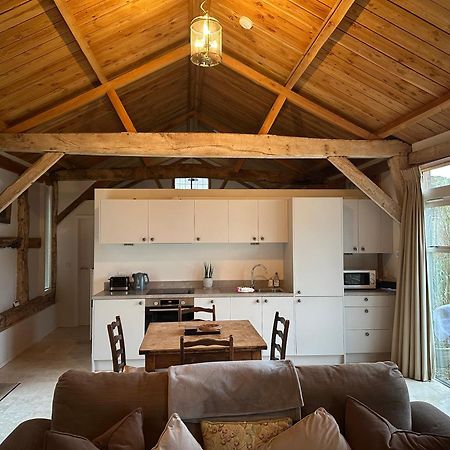 Villa The Barn Romsey Exterior foto